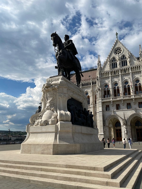 Statue of Count Gyula Andrássy